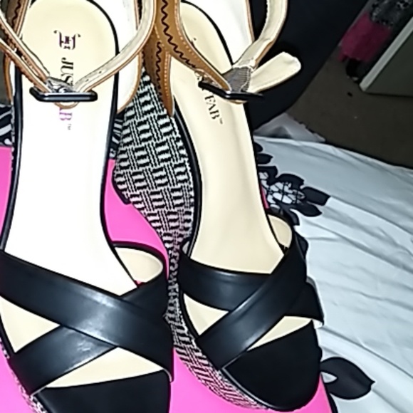 cute wedges - Picture 2 of 2